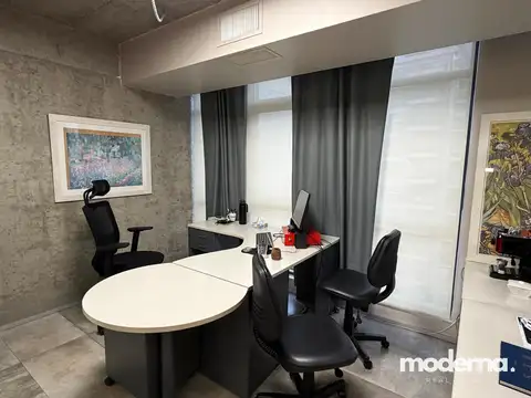 Oficina con cochera en Belgrano | Edificio de Categoría | Seg 24 hs