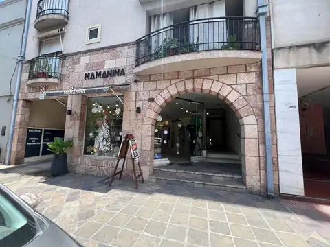 Local en Venta 18 años