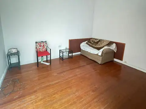 Depto Tipo Casa en Alquiler en Parque Centenario, $ 520.000