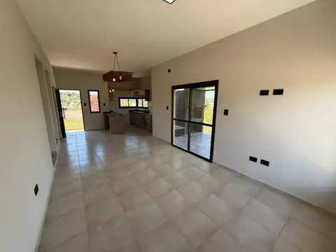 Casa en Venta en Villa Santa Cruz Del Lago, USD 95.000