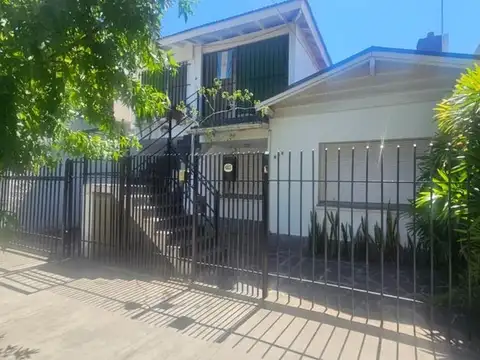 Venta 2 PH 4 ambientes San Isidro, multifamiliar