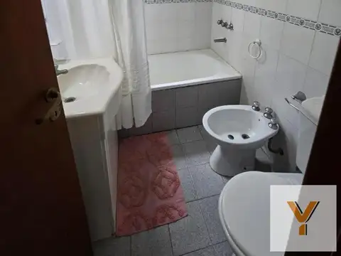 Oficina Monoambiente con 9 baños