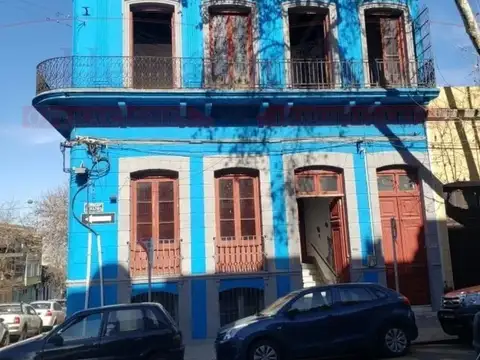 Río Negro 1098