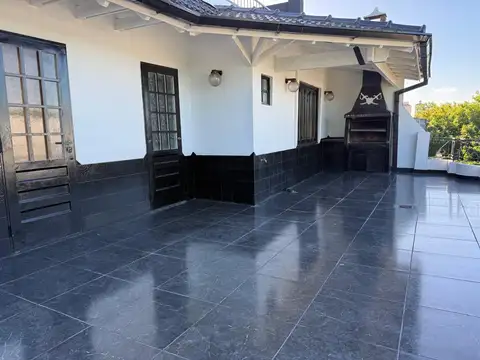 Departamento en venta - 3 Dormitorios 2 Baños - Mataderos