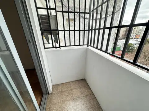 Departamento en Alquiler en Almagro, $ 850.000