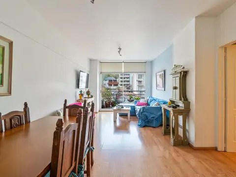 EXCELENTE DEPARTAMENTO - VENTA - 4 AMBIENTES - COCHERA - COGHLAN