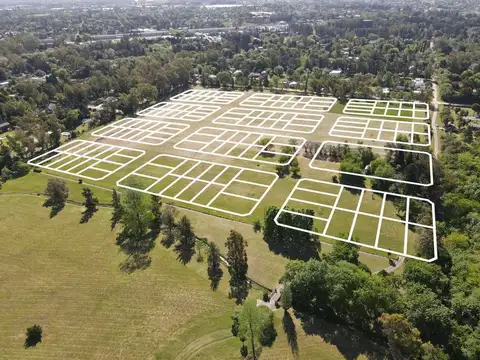 Terreno en Venta en Parque El Pato, USD 27.000