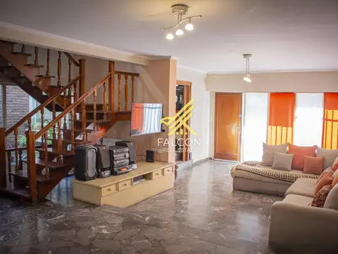 Casa en Venta en El Palomar, USD 229.000
