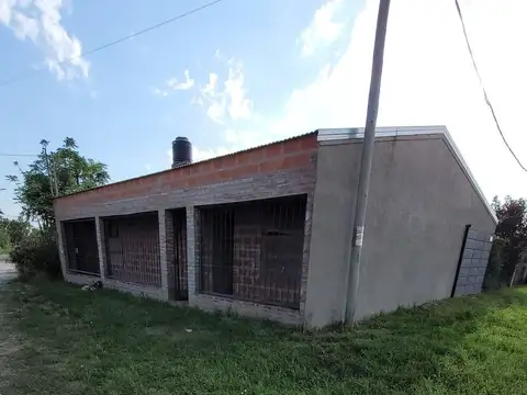 SE VENDE CASA EN SAUCE VIEJO