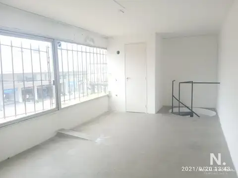 Local en Venta de 2 Plantas con 1 Baño.