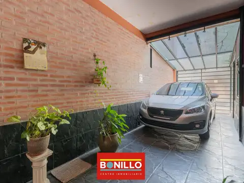 Casa en Venta en Villa Pueyrredon, USD 420.000