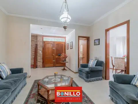 Casa en Venta en Villa Pueyrredón, USD 380.000