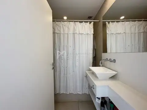 Departamento en Venta en Villa Los Remeros, USD 145.500