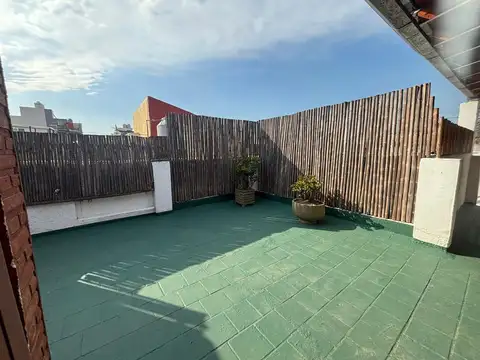 Alfredo Palacios 2200