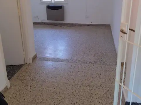 Depto Tipo Casa en Alquiler de 2 dormitorios