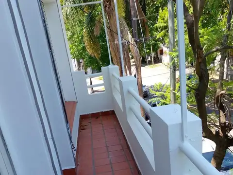 Depto Tipo Casa en Alquiler al Sur