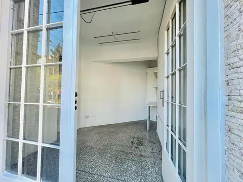 Local en Venta en Villa Sarmiento, USD 20.000