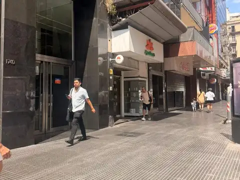 Local en Venta 50 años