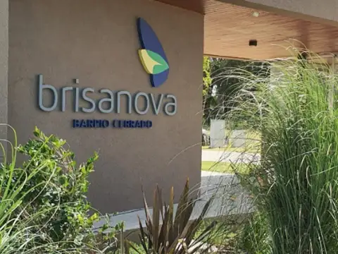 Terreno en Venta 30  mts Fondo