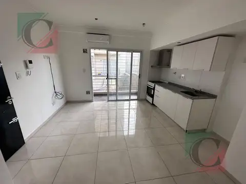monoambiente con balcon  - Remedios De Escalada