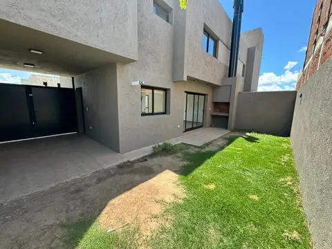 Casa en Alquiler 2 años