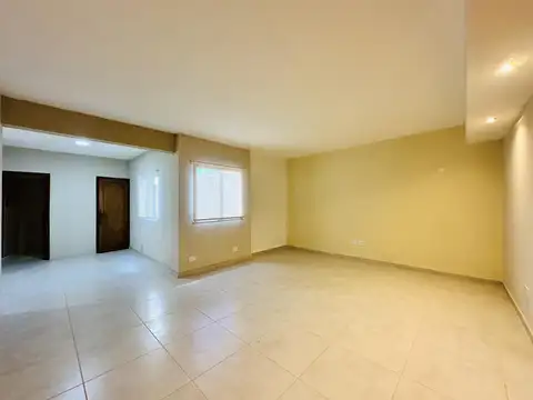VENTA / PERMUTA - PH de 2 dormitorios reciclado, con quincho y terraza - República la Sexta, Rosario