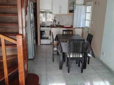 Depto Tipo Casa en Venta con 1 cocheras