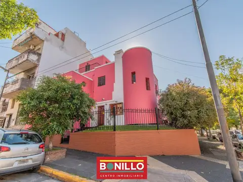 Casa 6 ambientes venta Parque Chas