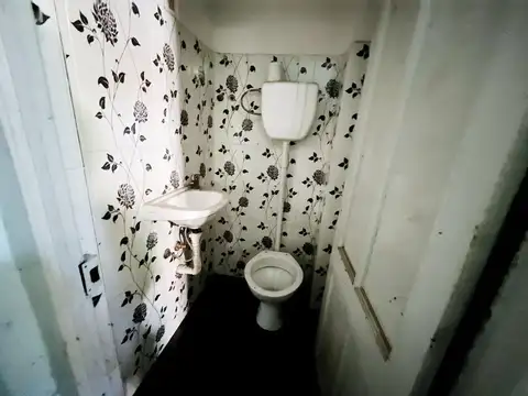 Local en Venta 77 años