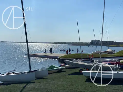 Lote interno a la venta orientación oeste en amarras