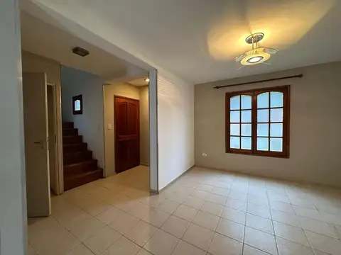 Dúplex en alquiler Portales del sur 3 dormitorios