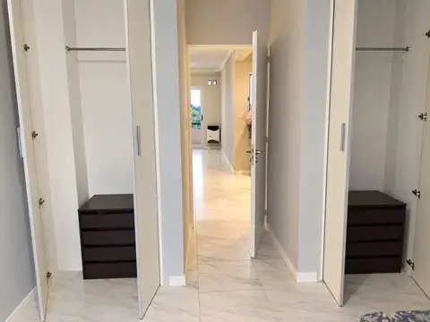 Departamento en Alquiler en Caseros, $ 700.000