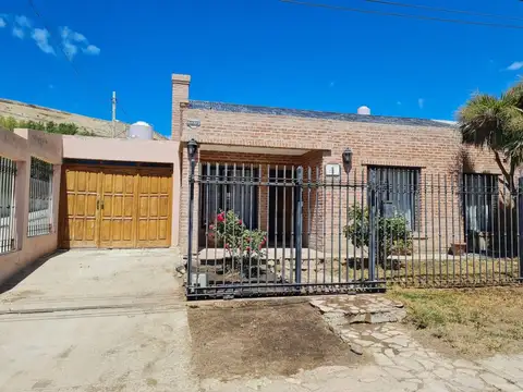 ALQUILER CASA 3 DORMITORIOS DIVINA PROVIDENCIA