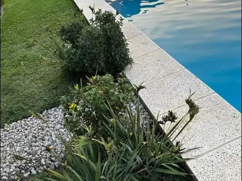 San Ramon, Pilar del Este 100