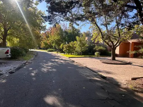Terreno en Venta de 887,0 m2