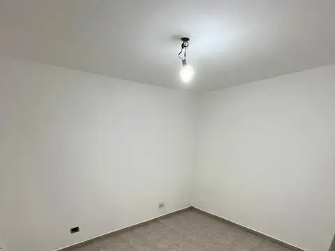 Departamento en Alquiler en República De La Sexta, $ 360.000