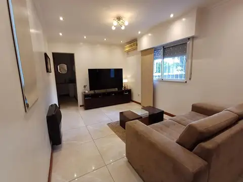 VENTA CASA INTERNA DE 3 DORMITORIOS, PARRILLERO Y QUINCHO