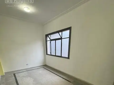 Galpon en Alquiler en Morón, $ 400.000