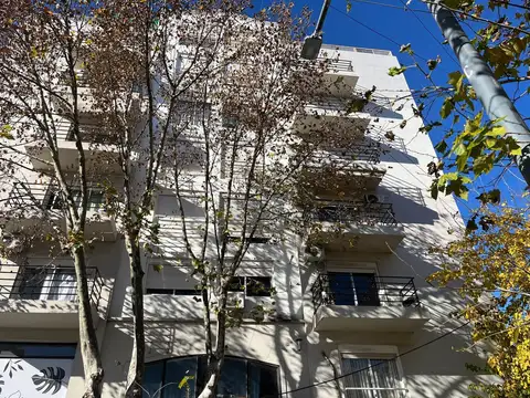 Vende Depto. 2 ambientes en San Martin Pilar Centro Apto Credito