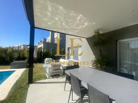 Casa en Venta de 4 dormitorios