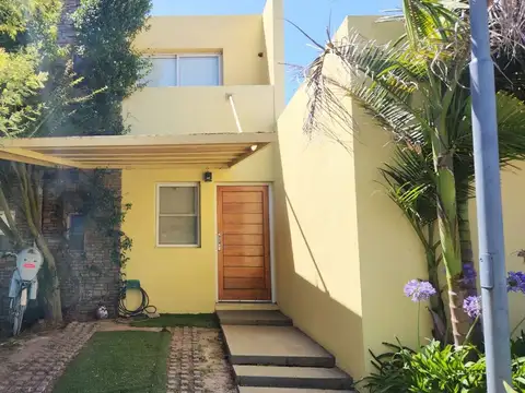 CASA 3 AMBIENTES EN VENTA EN MONTE GRANDE