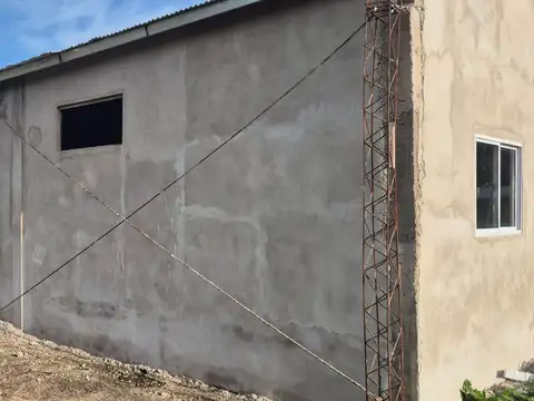 Galpon en Alquiler 11  mts Fondo