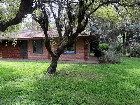 SDA Venta Casa dos ambientes, pileta, calle Miguel Cané al 400, Parque Sakura, Exaltacion de la Cruz