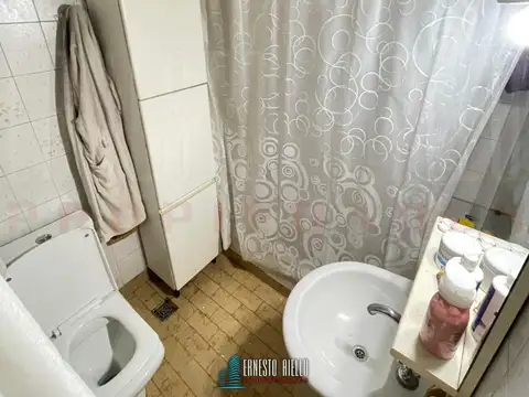 VENTA CASA 3 AMBIENTES CON GARAGE Y TERRAZA, QUILMES.