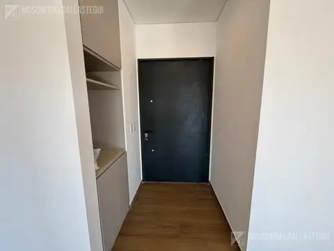 Casa 5 ambientes con 4 baños