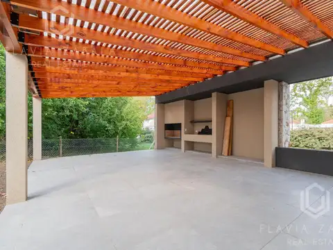 Casa en Venta en Manzanares, USD 215.000