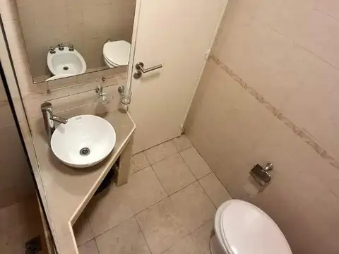 Gascon 1500, Piso PB