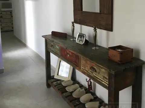 Casa en Alquiler Temporal en Santa Barbara, USD 4.500