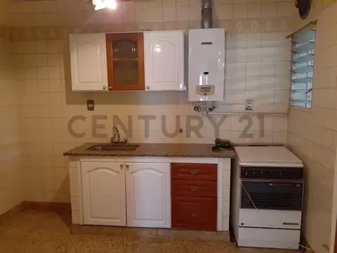 Venta de PH de 2 Dormitorios con patio en La Plata - 59 e/ 23 y 24