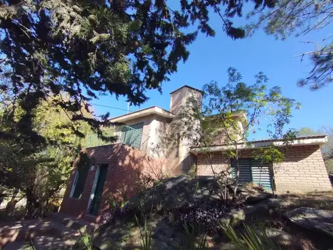 VILLA DEL LAGO - 5 DORM - PILETA . BELLO ENTORNO   APTA BANCOR  